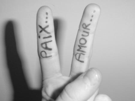 {ma devise...PEACE and LoVE}